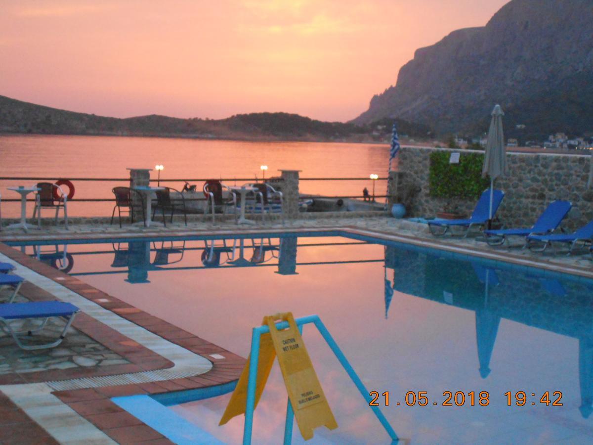 Agelica Apartments Myrties Bagian luar foto