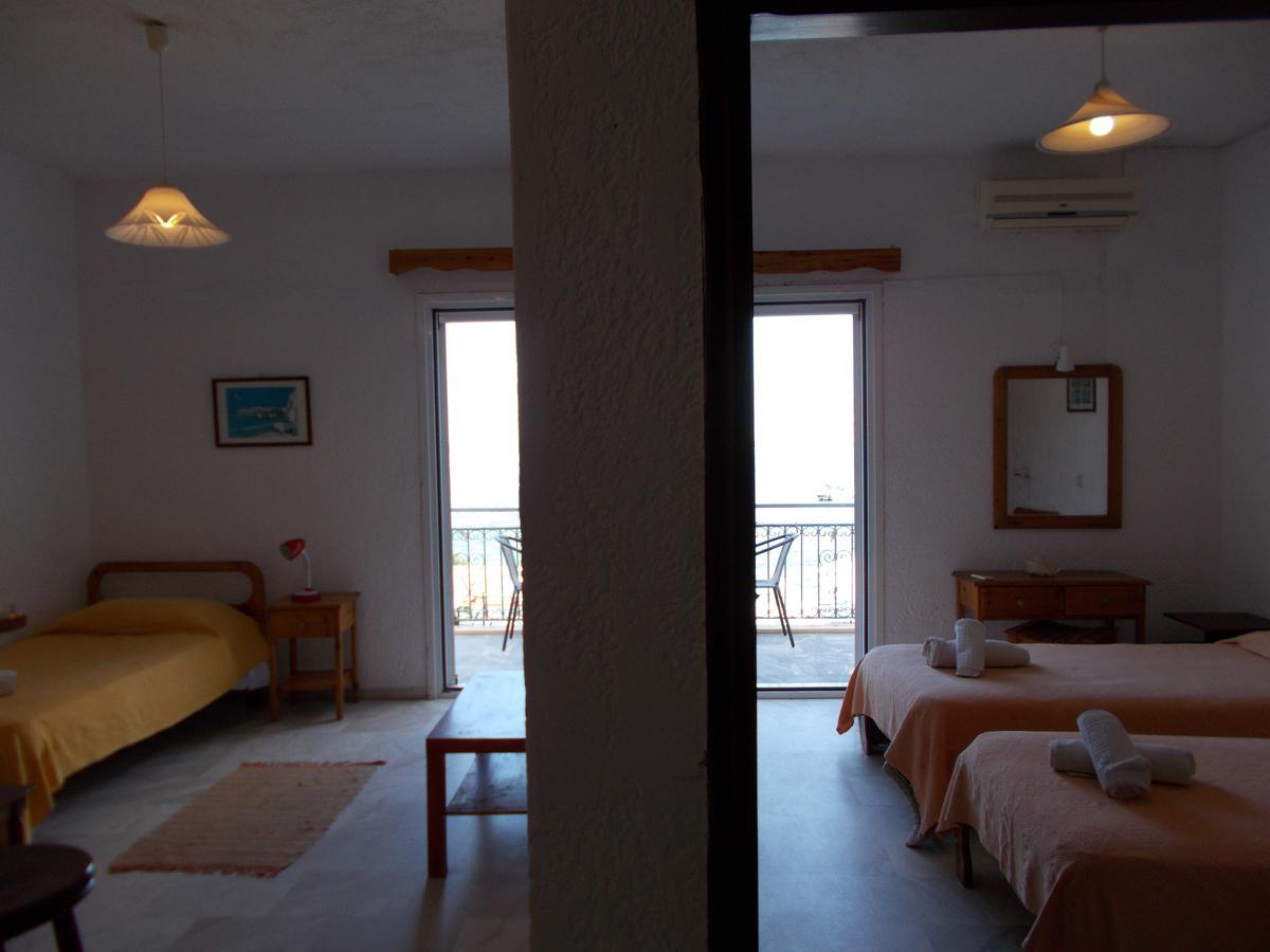 Agelica Apartments Myrties Bagian luar foto