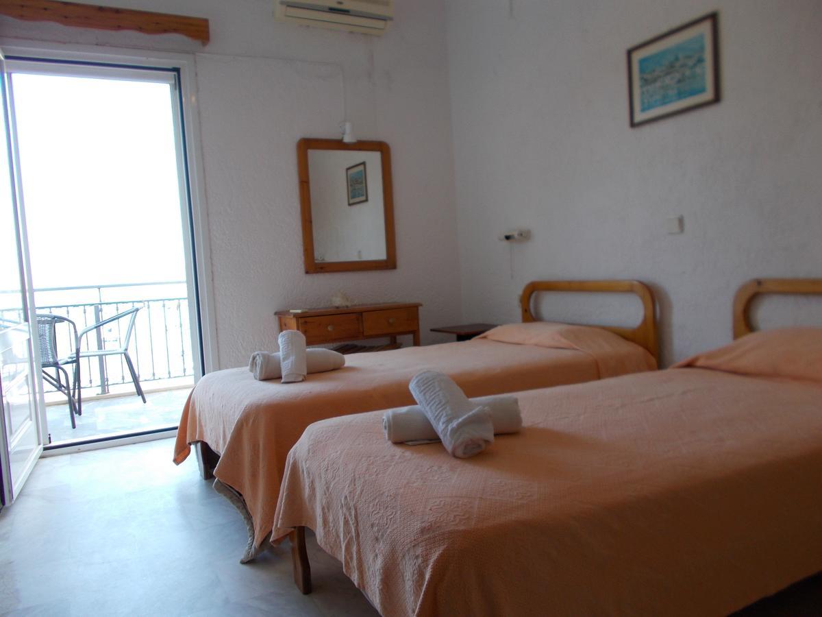Agelica Apartments Myrties Bagian luar foto