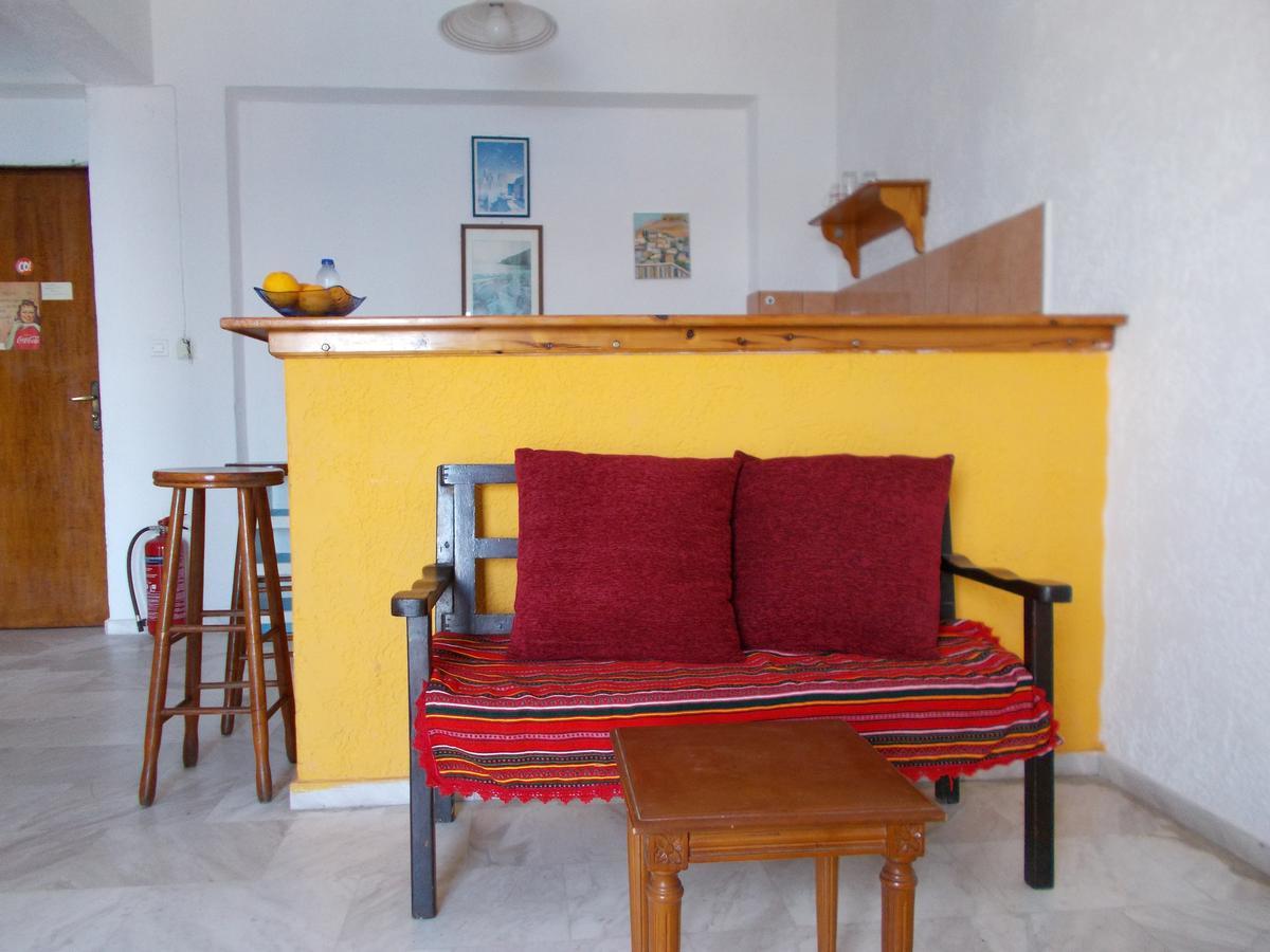 Agelica Apartments Myrties Bagian luar foto