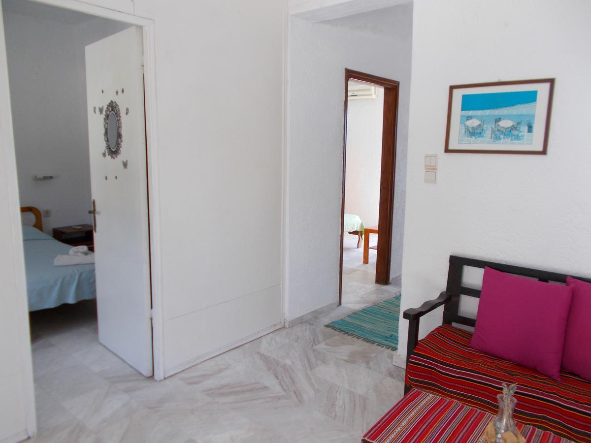 Agelica Apartments Myrties Bagian luar foto