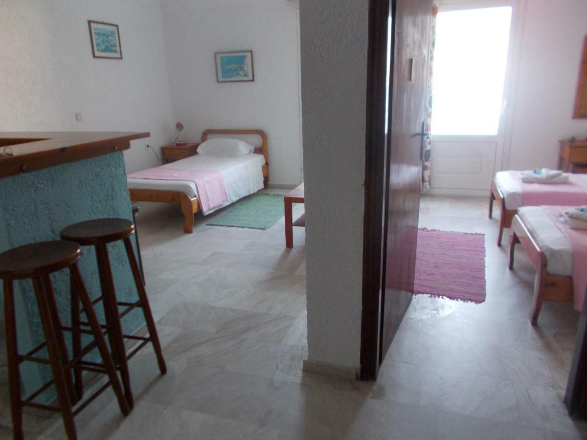 Agelica Apartments Myrties Bagian luar foto